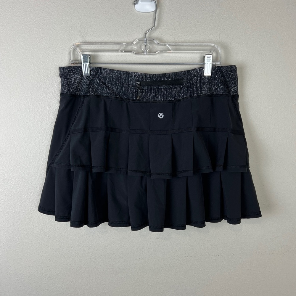 Lululemon Pace Setter Skirt Black Burlap Texture - Picture 2 of 4